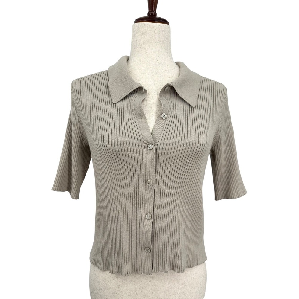 H&M Khaki Tan Ribbed Button Front Short Sleeve Cropped Knit Top Women's Medium - Picture 1 of 10